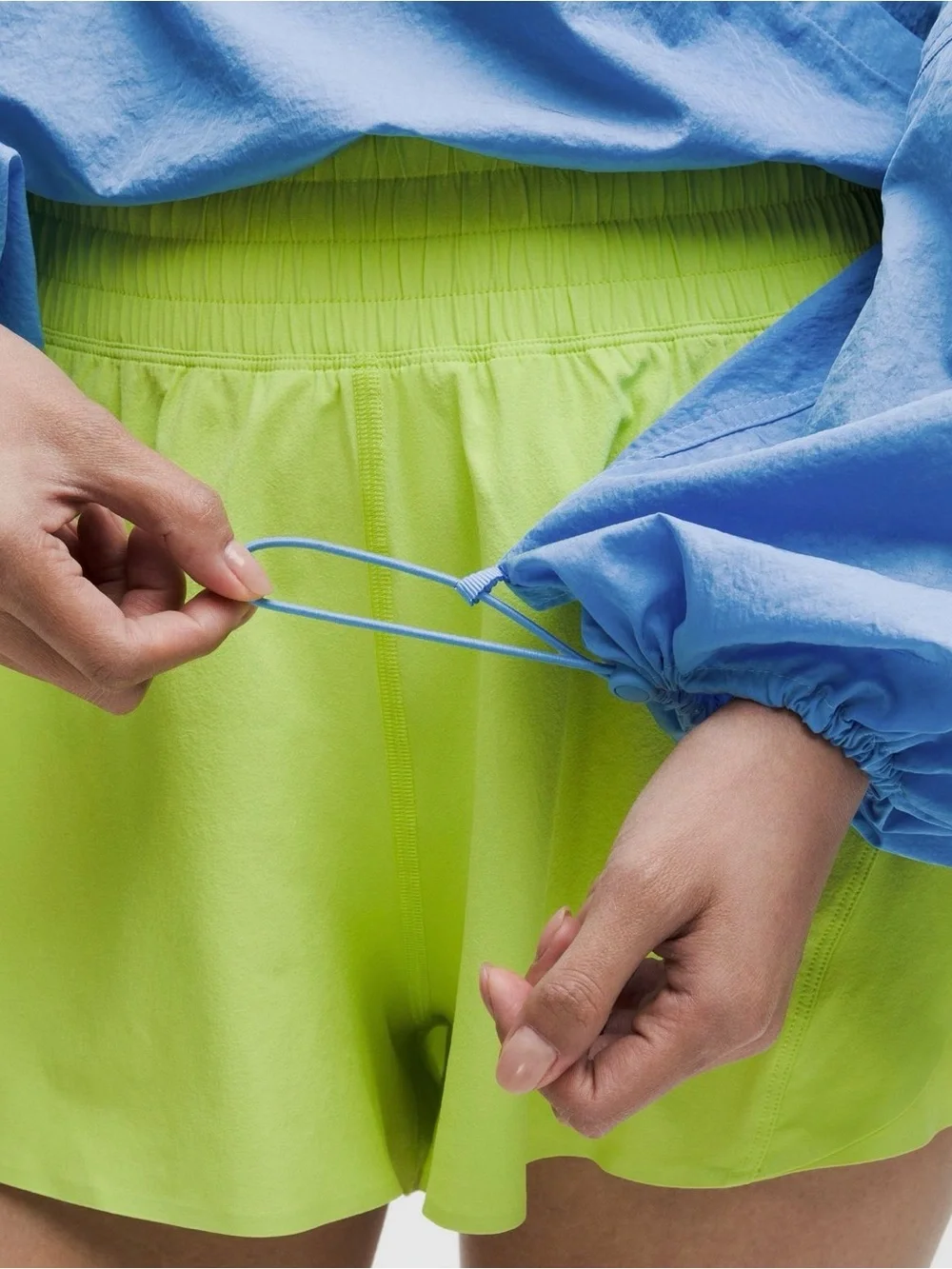 Lululemon Scuba Cropped Hooded Anorak Jacket - Size 12 in Pool Party